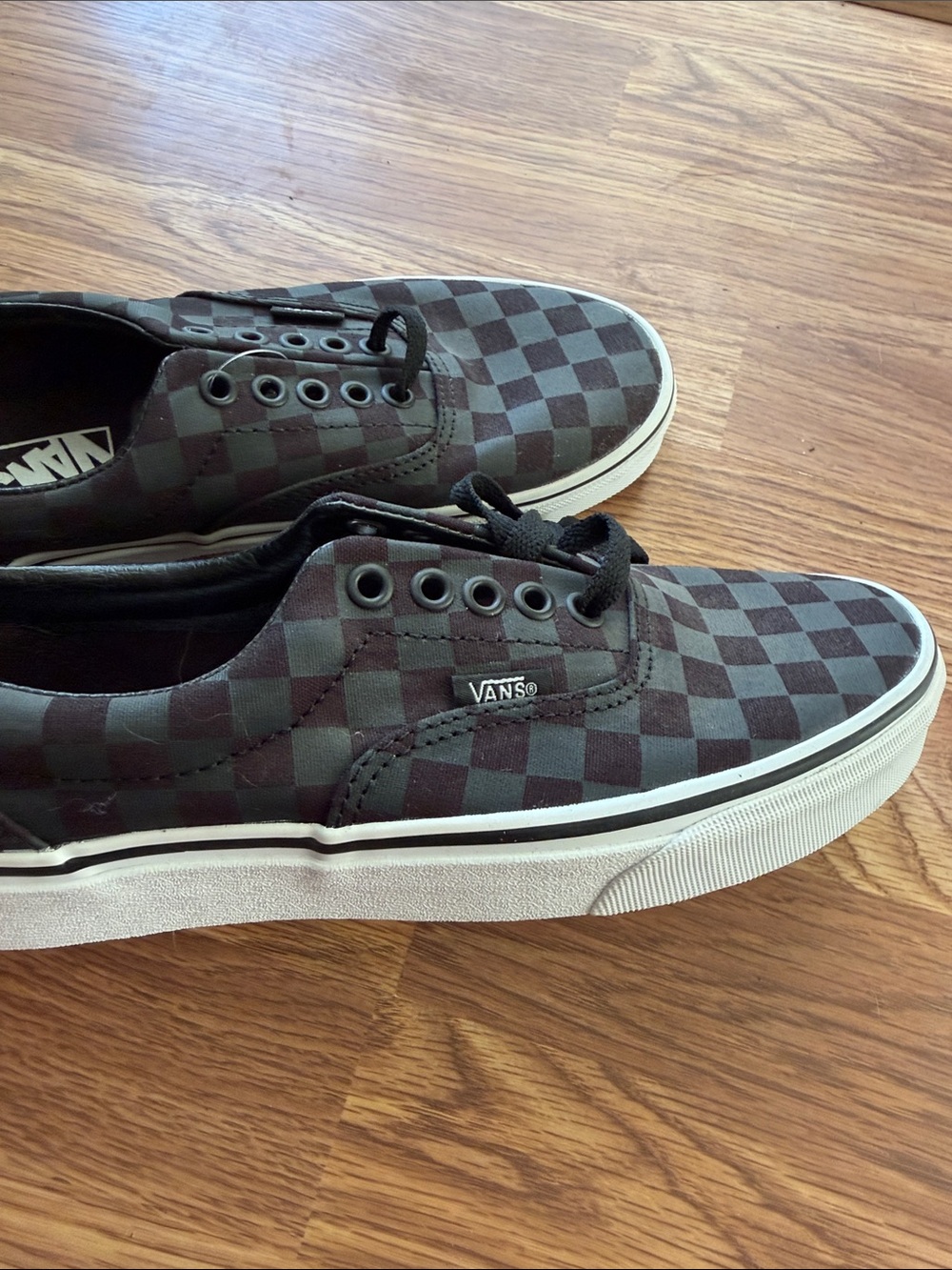 Vans Checkerboard Canvas Low-Top Sneakers - Black & Gray - Picture 10 of 13